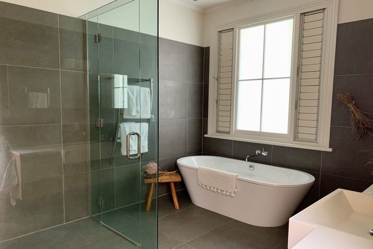 Photo of property in 25 Tainui Road, Devonport, Auckland, 0624