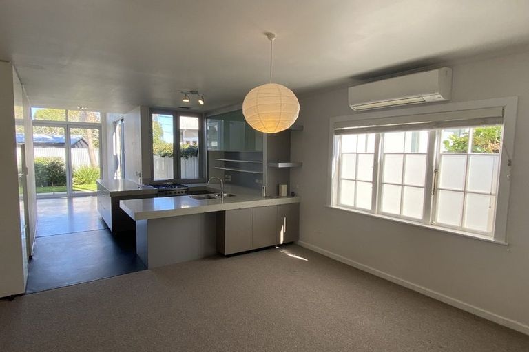 Photo of property in 3/2c Valley Road, Mount Eden, Auckland, 1024