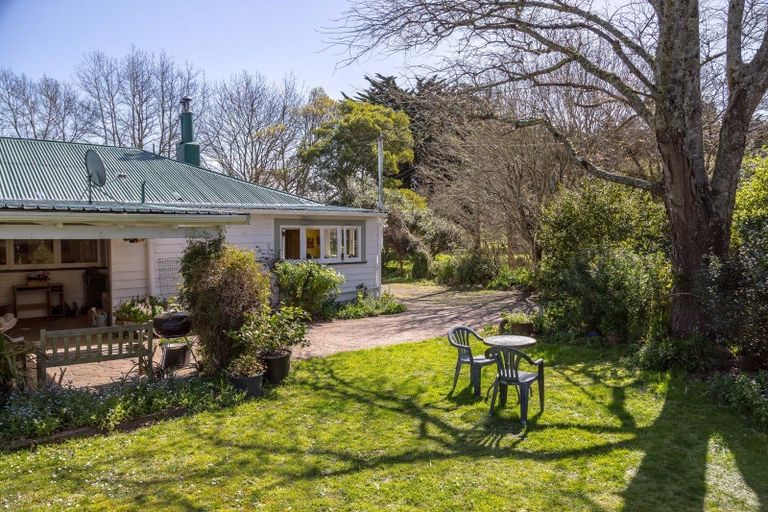 Photo of property in 96 Chester Road, Clareville, Carterton, 5791