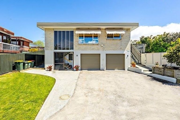 Photo of property in 10 Bothwell Place, Pahurehure, Papakura, 2113