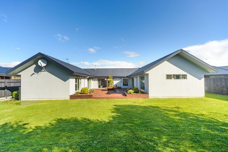 Photo of property in 82 James Line, Kelvin Grove, Palmerston North, 4414