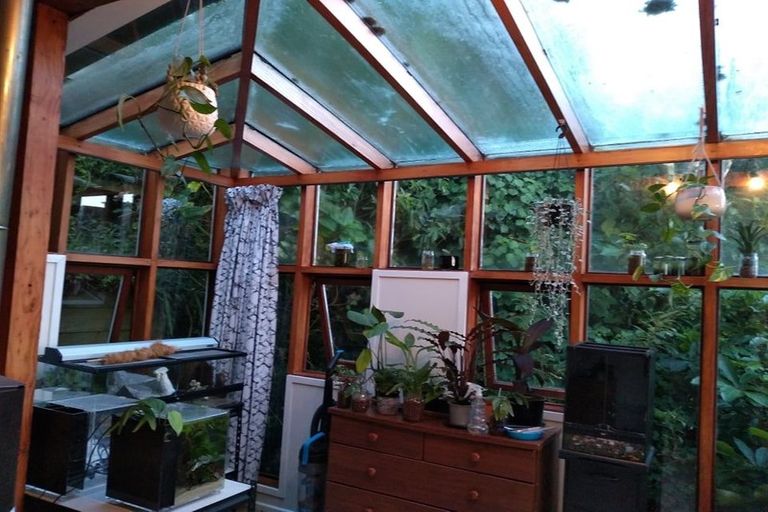 Photo of property in 39 Highbury Road, Highbury, Wellington, 6012