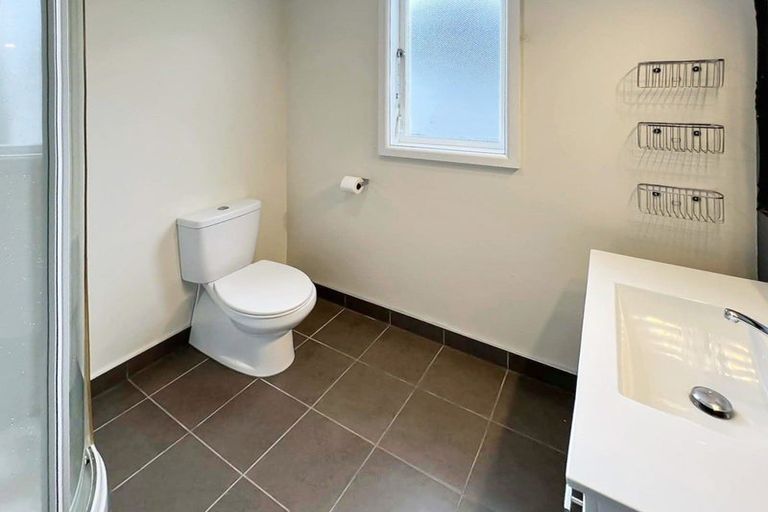 Photo of property in 20 Church Road, Taradale, Napier, 4112