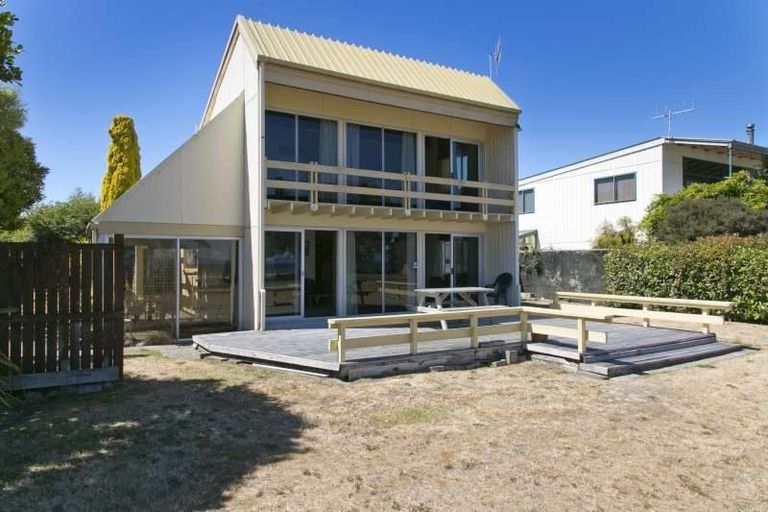 Photo of property in 30 Mahuta Road, Waitahanui, Taupo, 3378