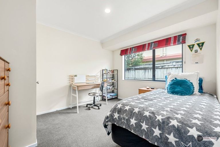 Photo of property in 5 Sapphire Grove, Birchville, Upper Hutt, 5018