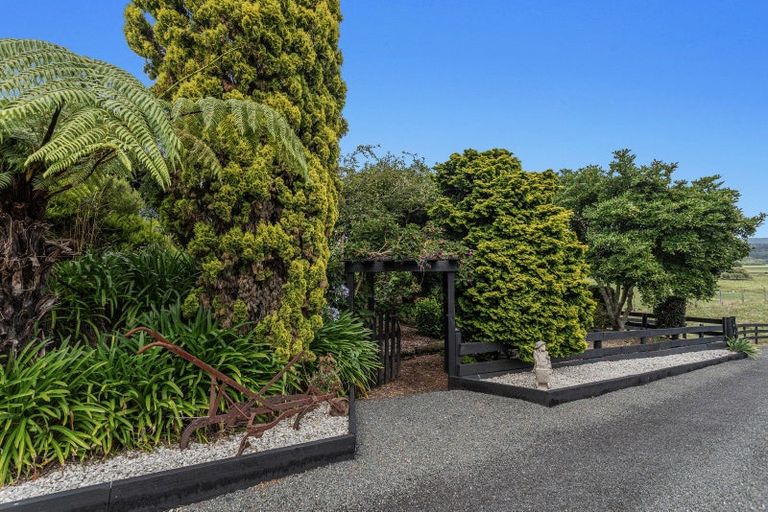 Photo of property in 607 Taneatua Road, Taneatua, Whakatane, 3191