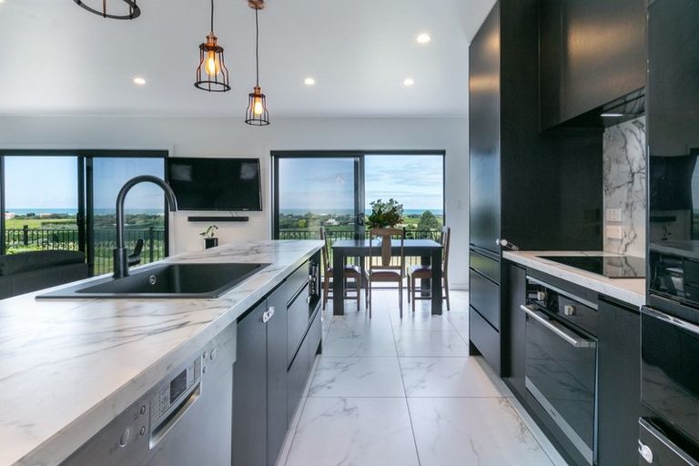 Photo of property in 685 Main North Road, Bay View, Napier, 4104