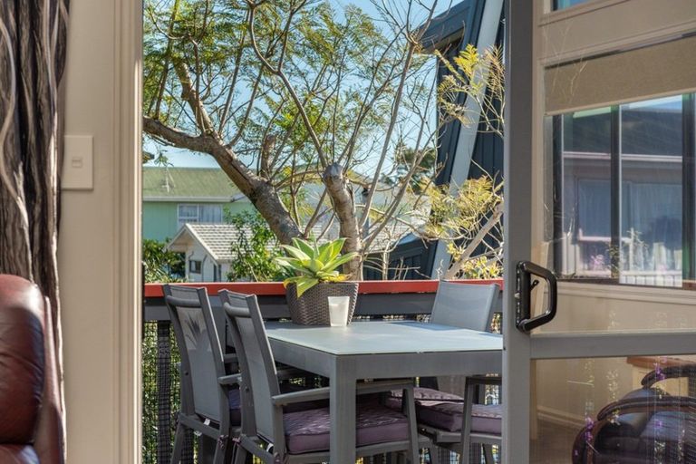 Photo of property in 100b Simpson Road, Papamoa Beach, Papamoa, 3118