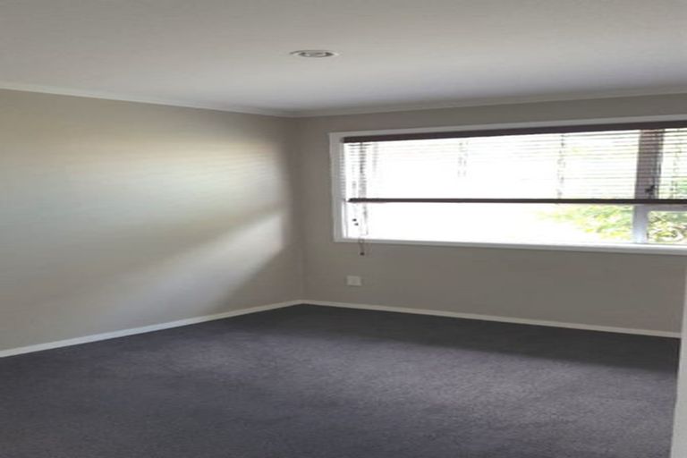 Photo of property in 2/13 Bowen Street, Upper Riccarton, Christchurch, 8041