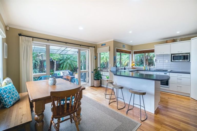 Photo of property in 636d East Coast Road, Pinehill, Auckland, 0630