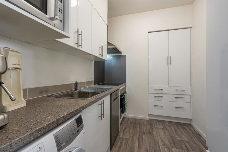 Photo of property in 218 Coutts Street, Rongotai, Wellington, 6022