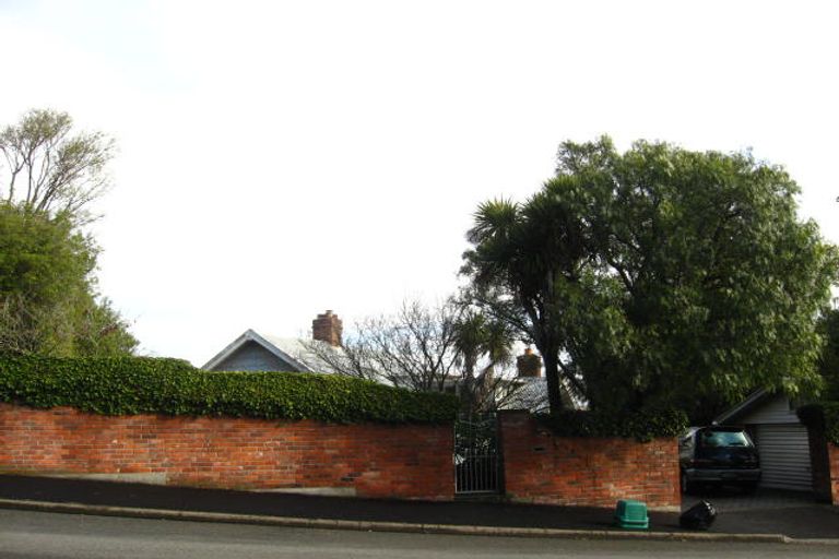 Photo of property in 10 Hackthorne Road, Cashmere, Christchurch, 8022