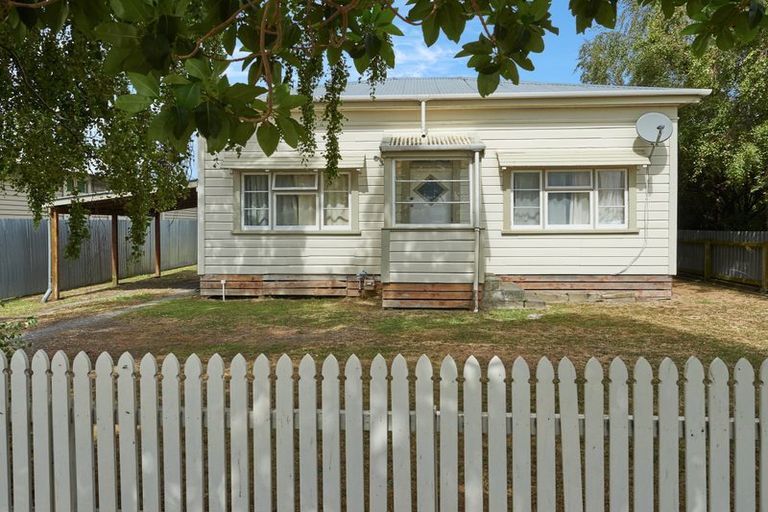 Photo of property in 4/82 Russell Street, Palmerston North, 4414