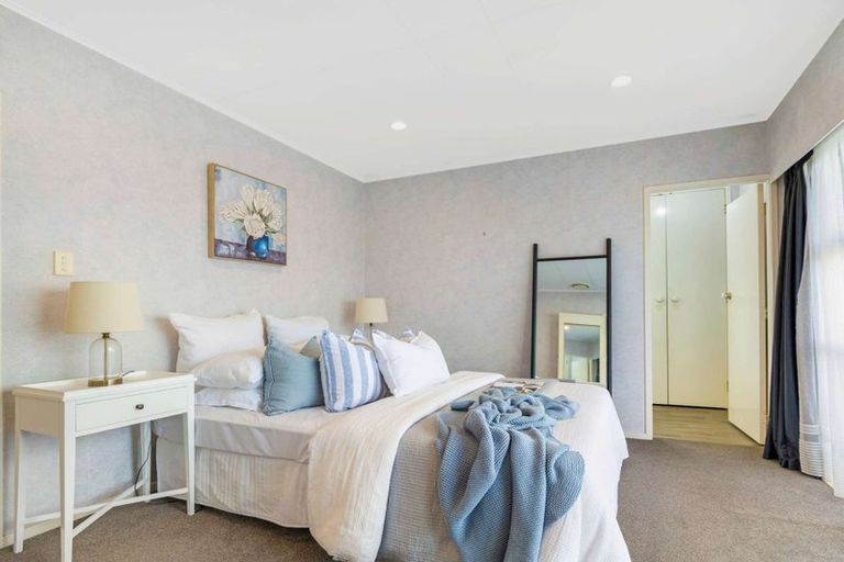 Photo of property in 15 Corilin Place, Mangakakahi, Rotorua, 3015