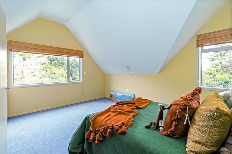 Photo of property in 2 Hislop Street, Geraldine, 7930