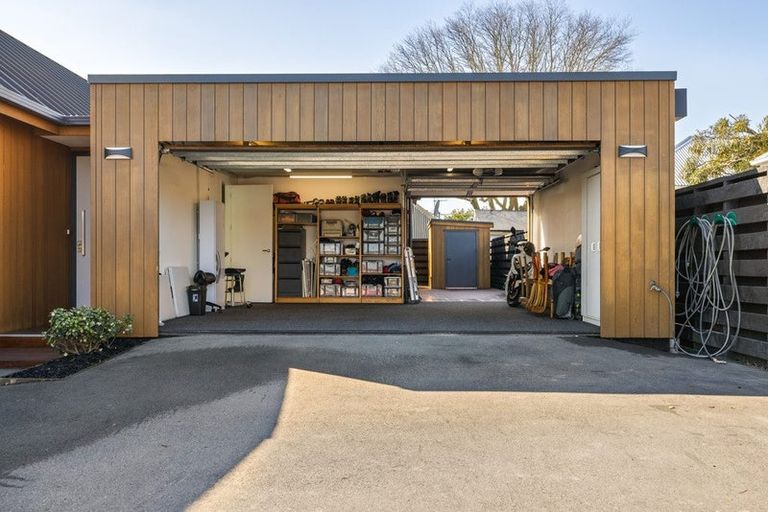 Photo of property in 18 Alpha Avenue, Strowan, Christchurch, 8052