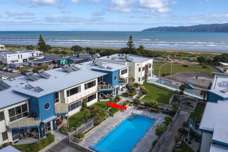 Photo of property in 13/4u Seaview Road, Paraparaumu Beach, Paraparaumu, 5032