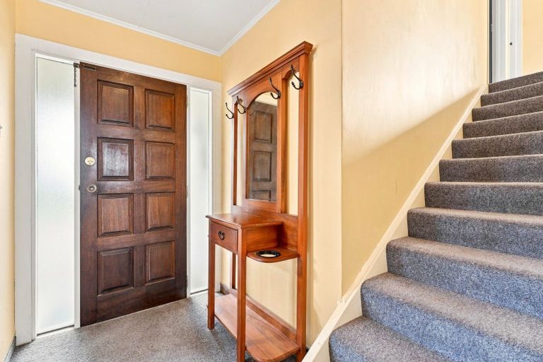 Photo of property in 12 Dawson Street, Pahiatua, 4910