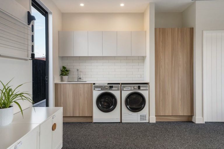 Photo of property in 107 Wattle Place, Whangamata, 3620