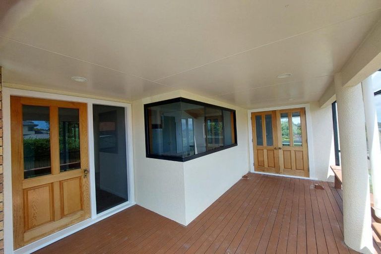 Photo of property in 9c Del Mar Place, Merrilands, New Plymouth, 4312