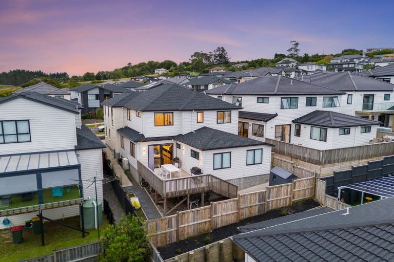 Photo of property in 3 Tiro Street, Flat Bush, Auckland, 2019
