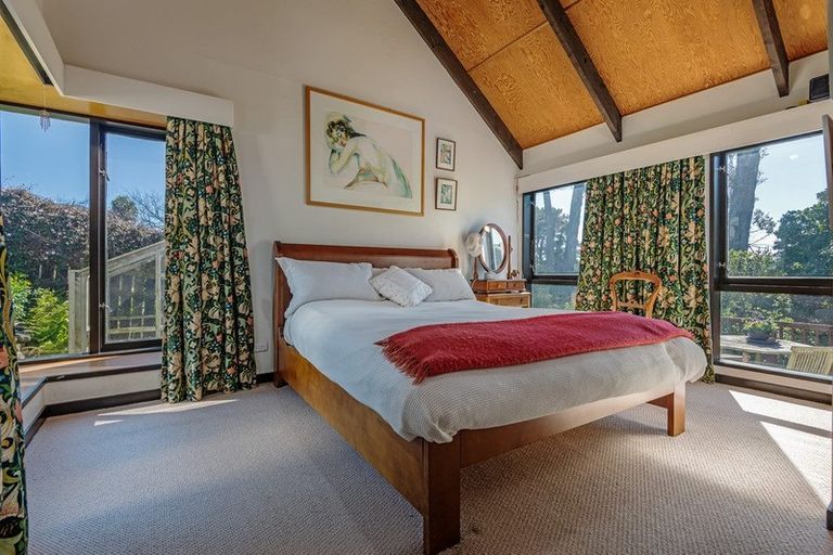 Photo of property in 36 Clifton Terrace, Fitzherbert, Palmerston North, 4410