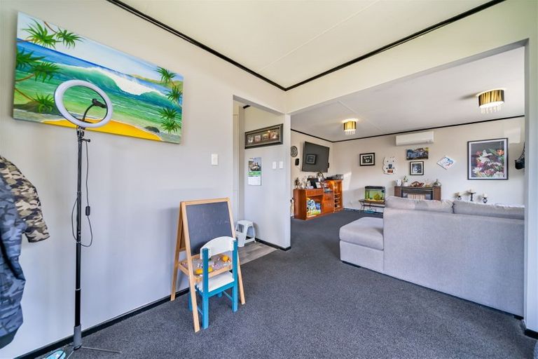 Photo of property in 5b Beryl Grove, Birchville, Upper Hutt, 5018