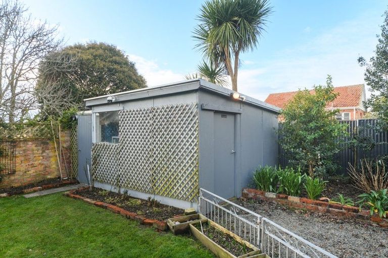 Photo of property in 151 Ruahine Street, Roslyn, Palmerston North, 4414
