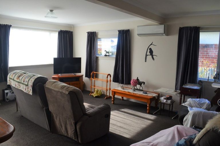 Photo of property in 19 Balmoral Street, Oamaru North, Oamaru, 9400