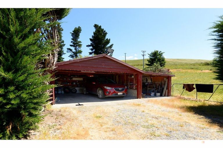 Photo of property in 617 Waihaorunga Back Road, Elephant Hill, Waimate, 7977
