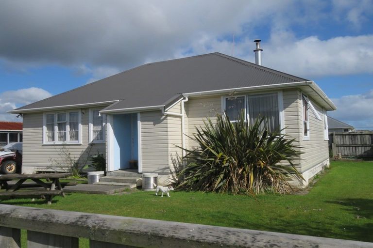 Photo of property in 2 Gothard Place, Westport, 7825