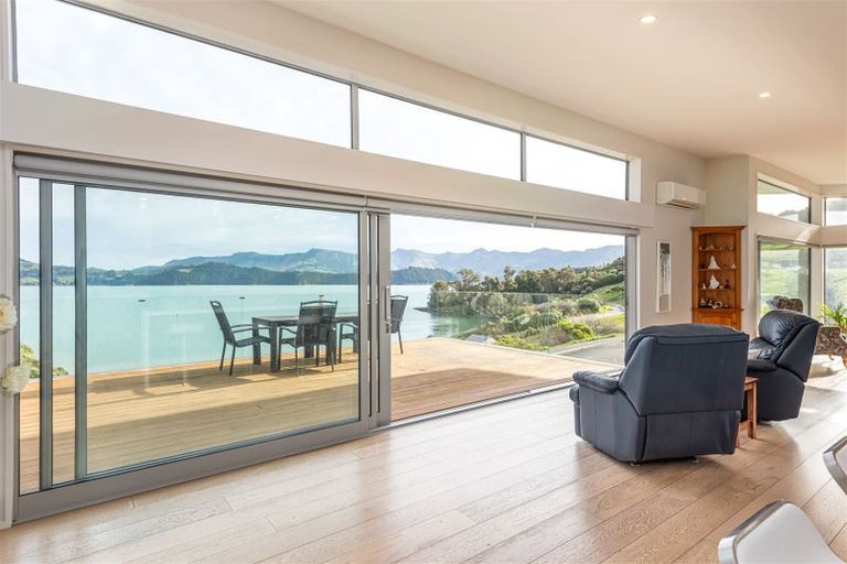 Photo of property in 7 Te Wharau Lane, Charteris Bay, Lyttelton, 8971