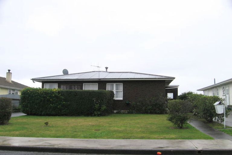 Photo of property in 307 Kotuku Street, Camberley, Hastings, 4120