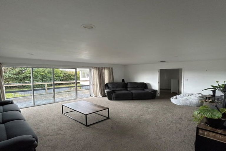 Photo of property in 15 Paramount Parade, Tikipunga, Whangarei, 0112