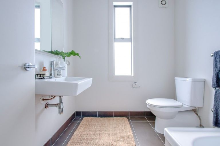 Photo of property in The Terraces, 29/9 Humber Street, Pandora, Napier, 4110