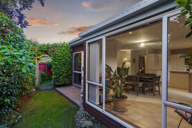 Photo of property in 2/57a Rose Street, Somerfield, Christchurch, 8024