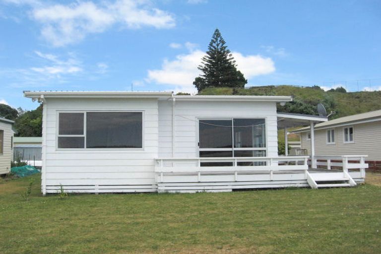Photo of property in 26 Esplanade Road, Tahawai, 3170