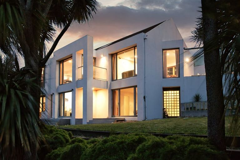 Photo of property in 7 Harry Ell Drive, Cashmere, Christchurch, 8022