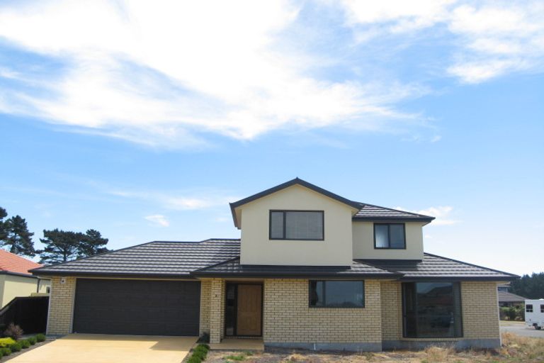 Photo of property in 2 Primula Place, Waimairi Beach, Christchurch, 8083