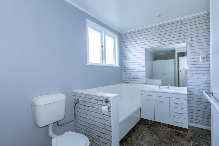 Photo of property in 7 Stuart Street, Holmes Hill, Oamaru, 9401