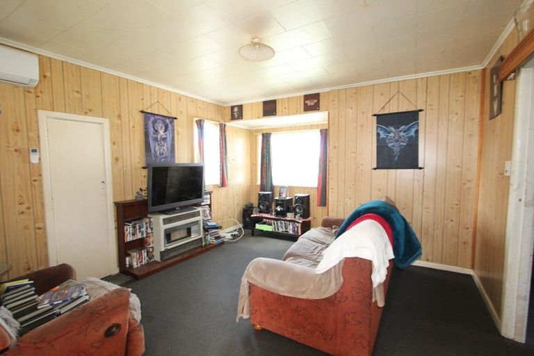 Photo of property in 12 Baird Road, Tokoroa, 3420