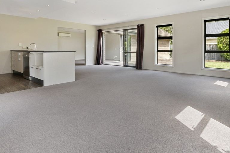 Photo of property in 10 Sunningdale Drive, Stoke, Nelson, 7011