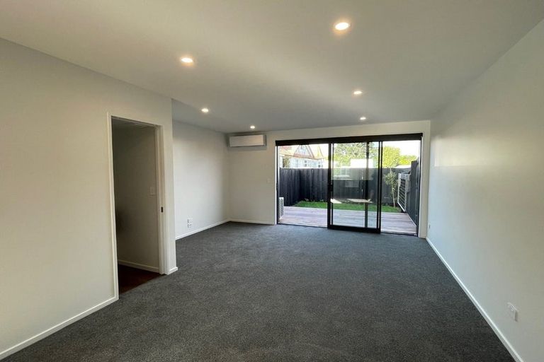 Photo of property in 8/27 New Brighton Road, Shirley, Christchurch, 8061