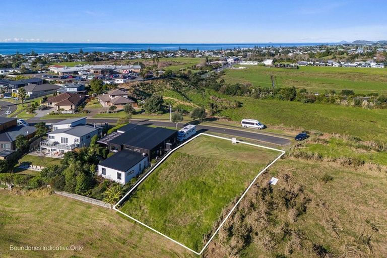 Photo of property in 48 Browns Drive, Waihi Beach, 3611