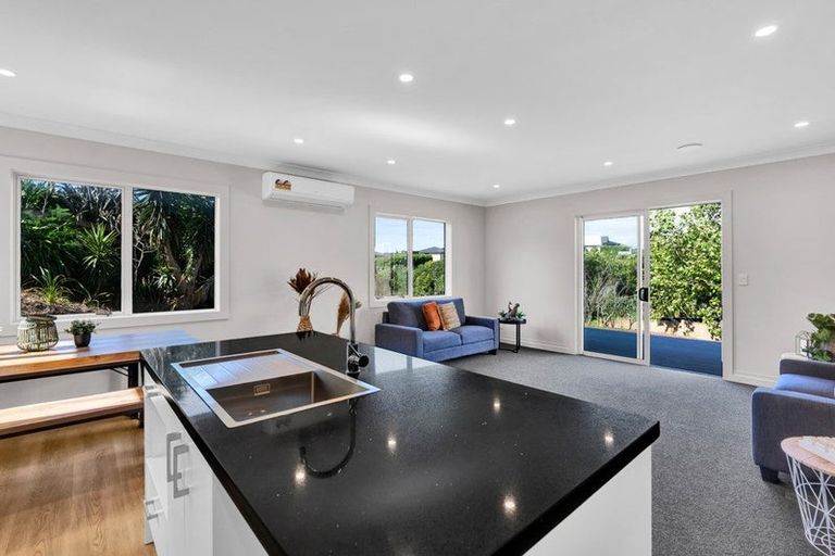 Photo of property in 40c Dillon Drive, Bell Block, New Plymouth, 4312