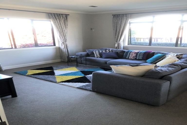 Photo of property in 43 Somerton Drive, Huntington, Hamilton, 3210