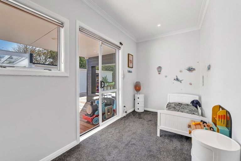 Photo of property in 113 Govett Avenue, Frankleigh Park, New Plymouth, 4310