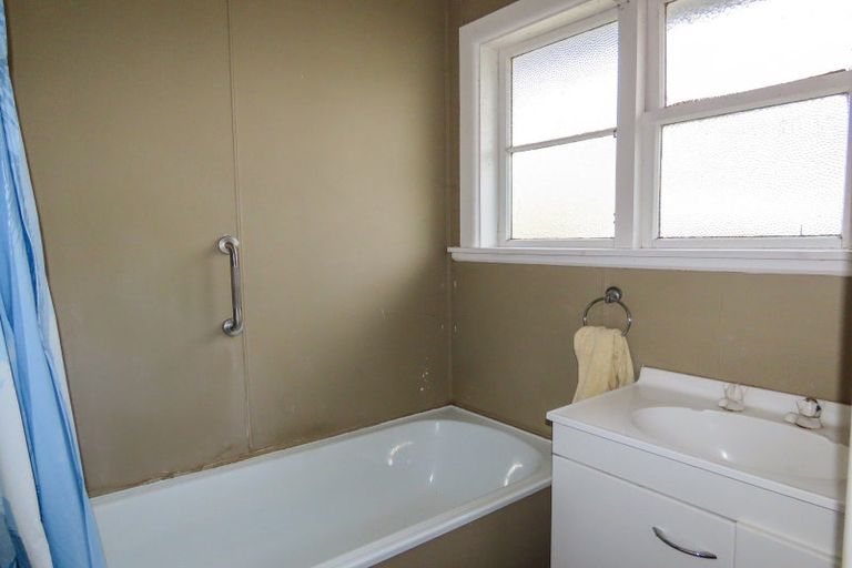 Photo of property in 8 Conlon Street, Reefton, 7830