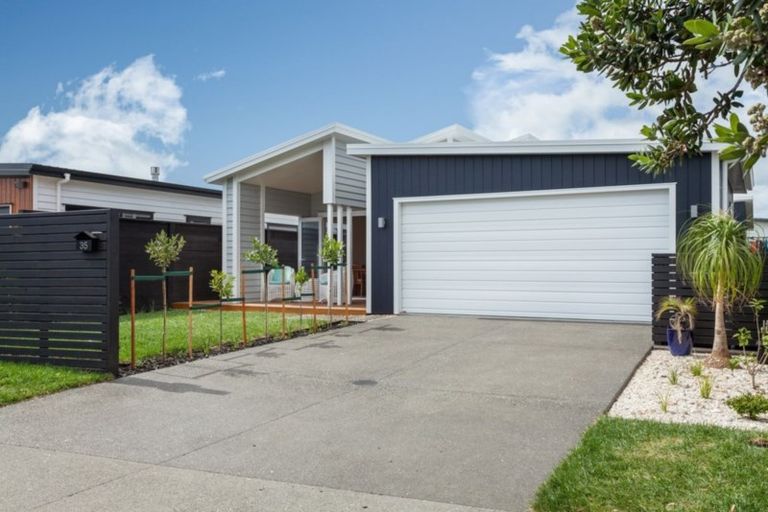 Photo of property in 35 Coast Boulevard, Papamoa Beach, Papamoa, 3118