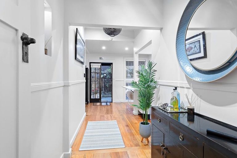 Photo of property in 16 Wilkinson Road, Ellerslie, Auckland, 1060